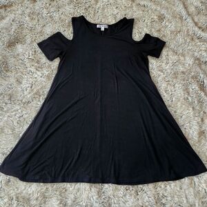 Say What? Cold Shoulder Cut-Out Short Sleeve Black Knee-length Dress Size Medium